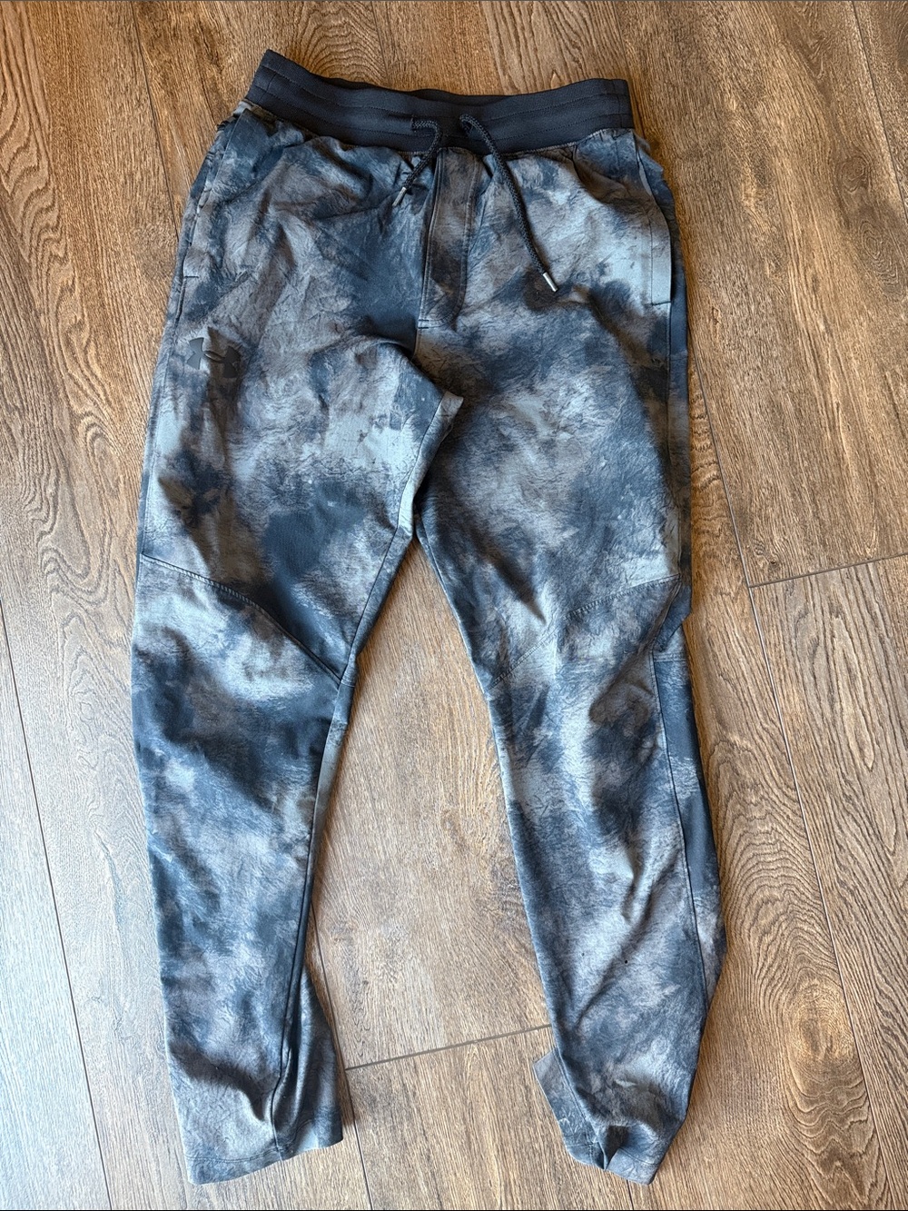 Under Armour Men's Tie-Dye Gray Jogger Pants - Casual Drawstring Waist